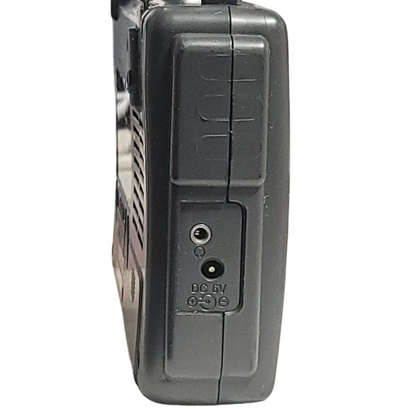 Vintage Craig Portable AM/FM Radio CR4181 - Battery Or DC Powered - Picture 3 of 10